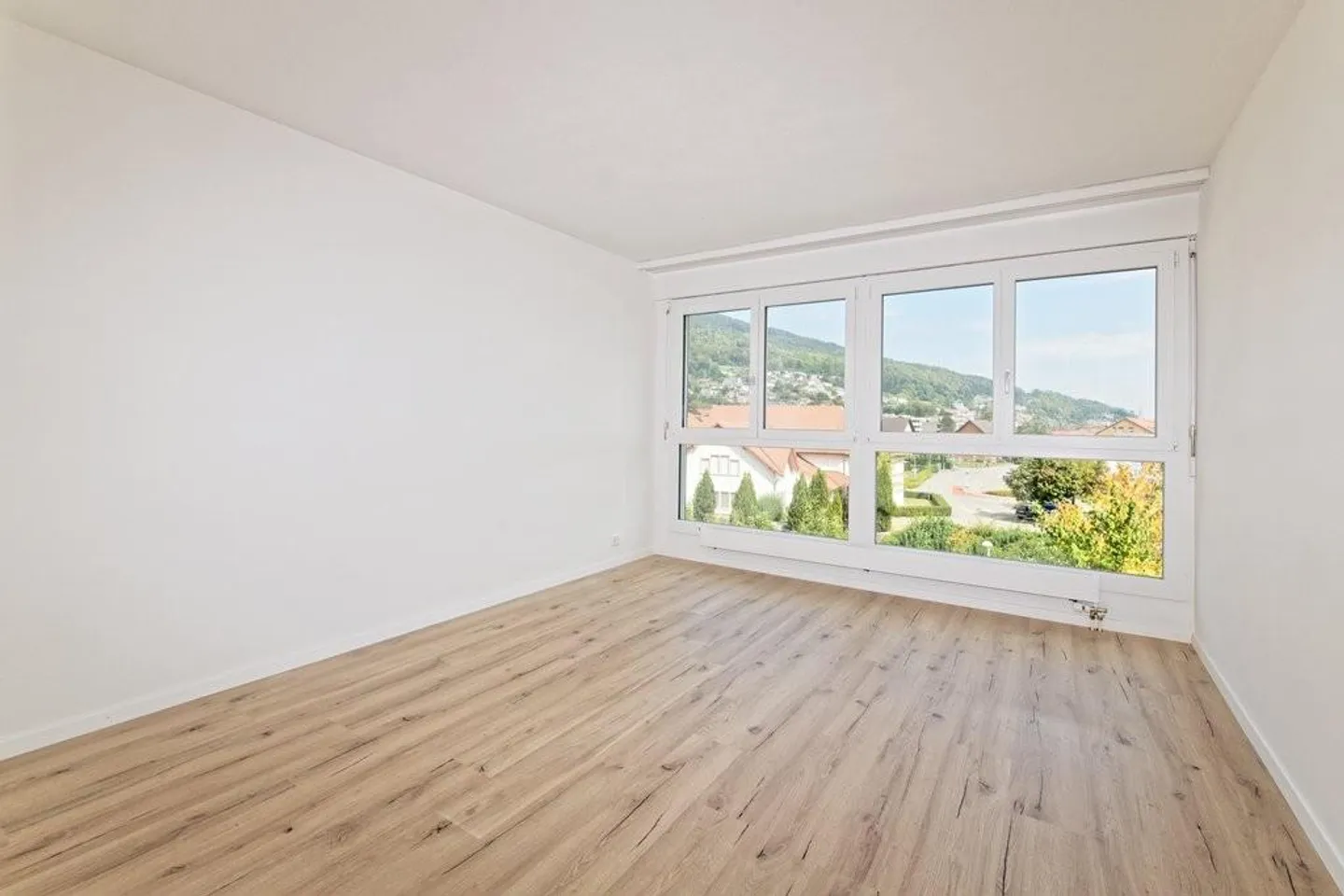 Appartement lumineux de 3,5 pièces dans un emplacement central - Photo 4 sur 9
