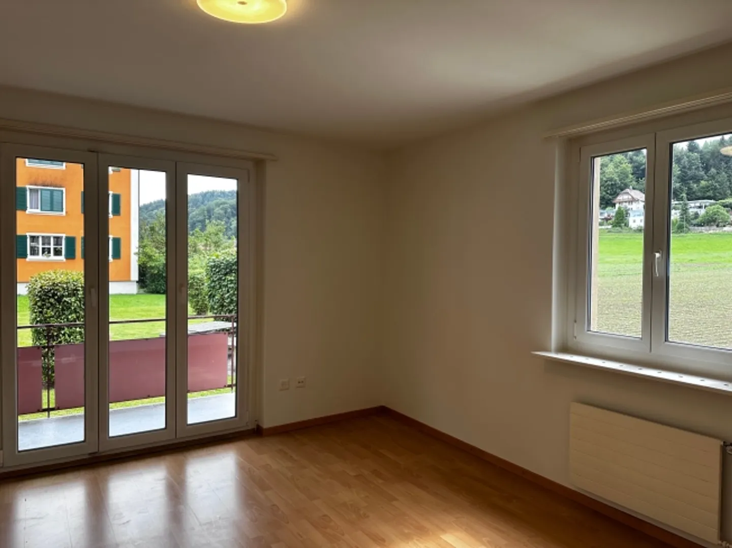 «Helle und ruhige 3-Zimmer-Wohnung mit Balkon, neu saniert in Strengelbach» - Foto 1 von 12
