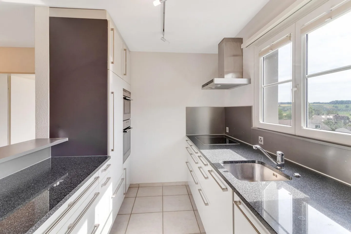 Charmante Maisonette mit Aussicht - Foto 2 von 15