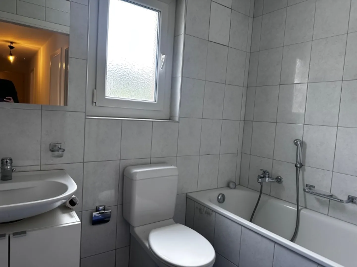 «Helle und ruhige 3-Zimmer-Wohnung mit Balkon, neu saniert in Strengelbach» - Foto 8 von 12