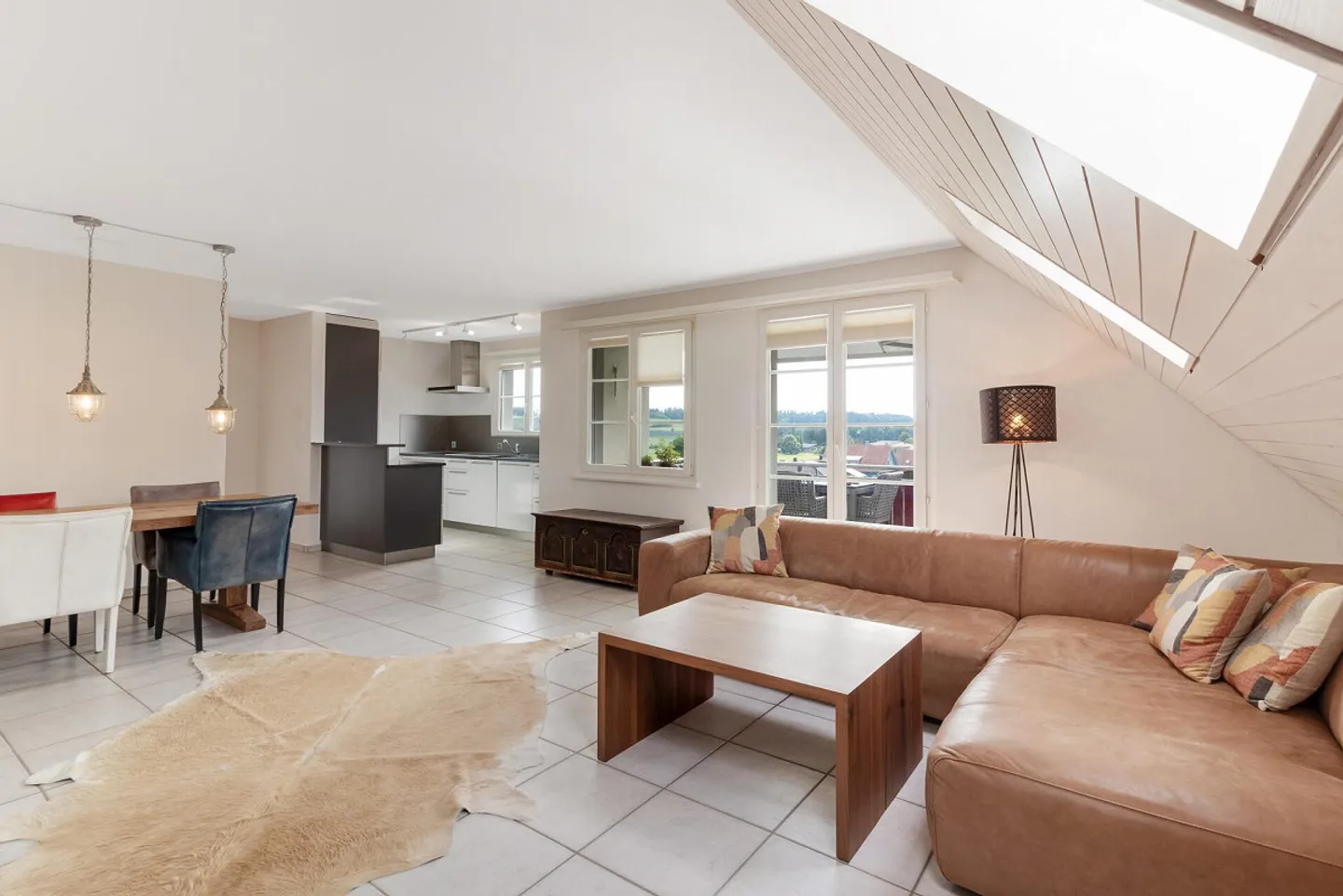 Charmante Maisonette mit Aussicht - Foto 4 von 15