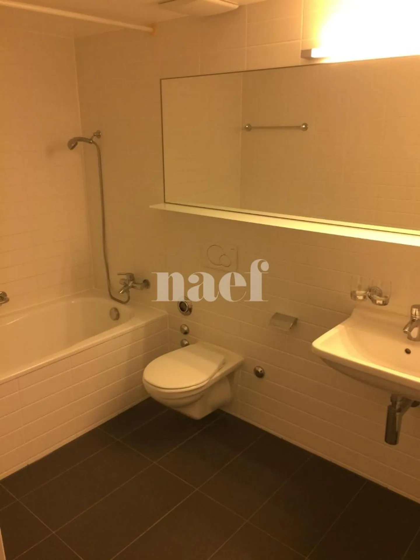 Duplex avec 4,5 pièces au 2ème étage - Photo 9 sur 12