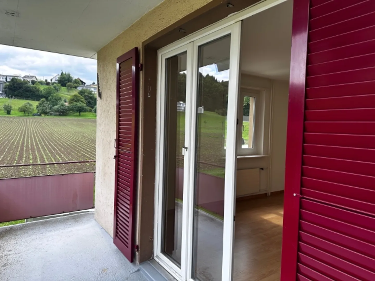 «Helle und ruhige 3-Zimmer-Wohnung mit Balkon, neu saniert in Strengelbach» - Foto 11 von 12