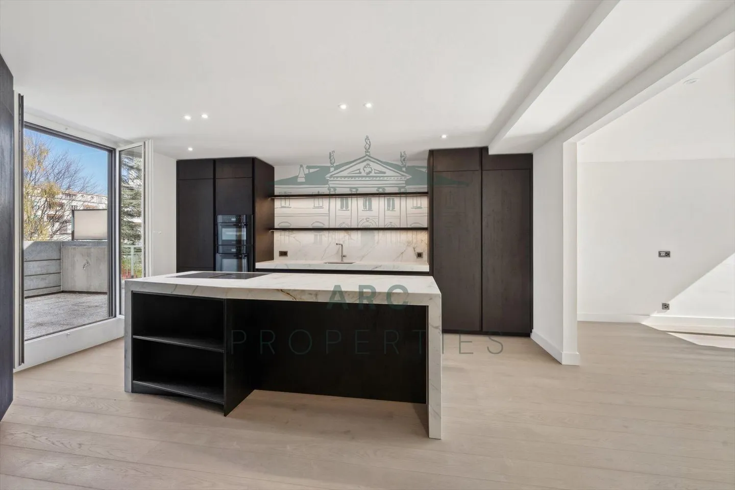 CHAMPEL - APPARTAMENTO PENTHOUSE RISTRUTTURATO ECCEZIONALE - Foto 2 di 10