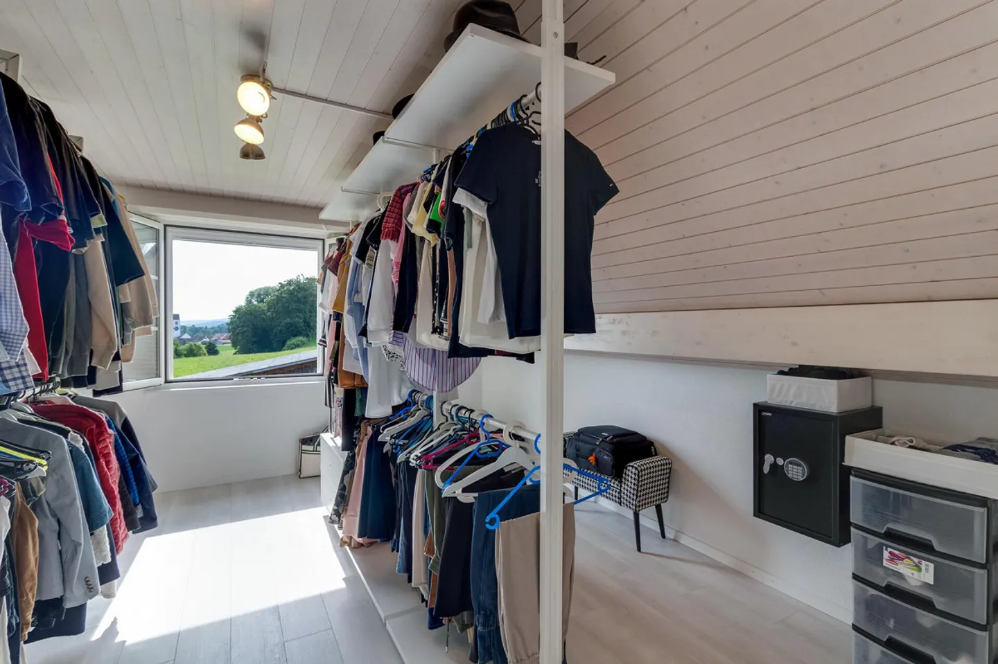Charmante Maisonette mit Aussicht - Foto 7 von 15