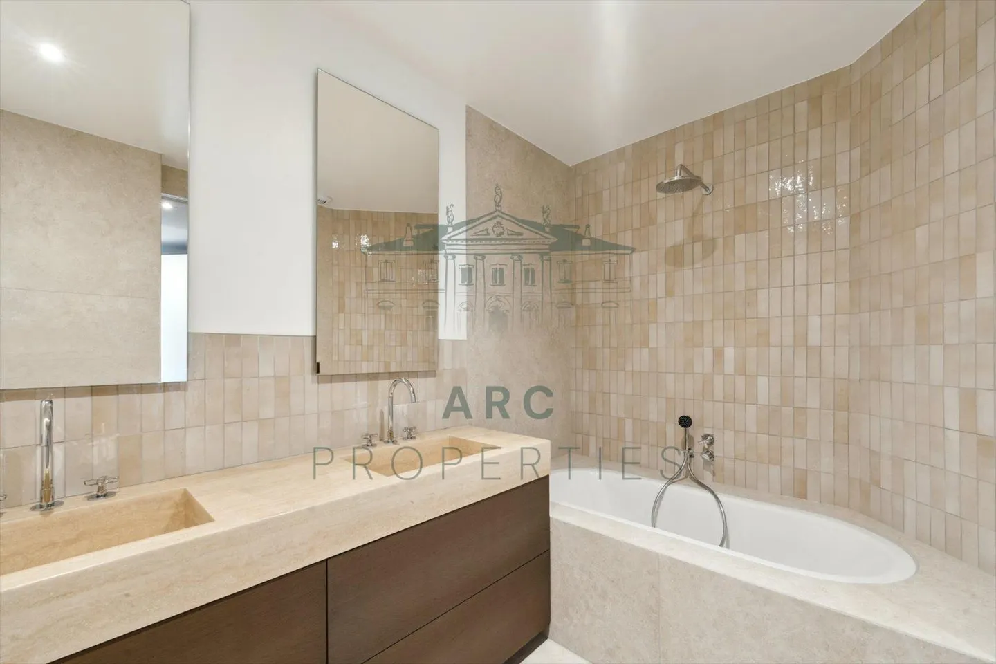 CHAMPEL - APPARTAMENTO PENTHOUSE RISTRUTTURATO ECCEZIONALE - Foto 6 di 10