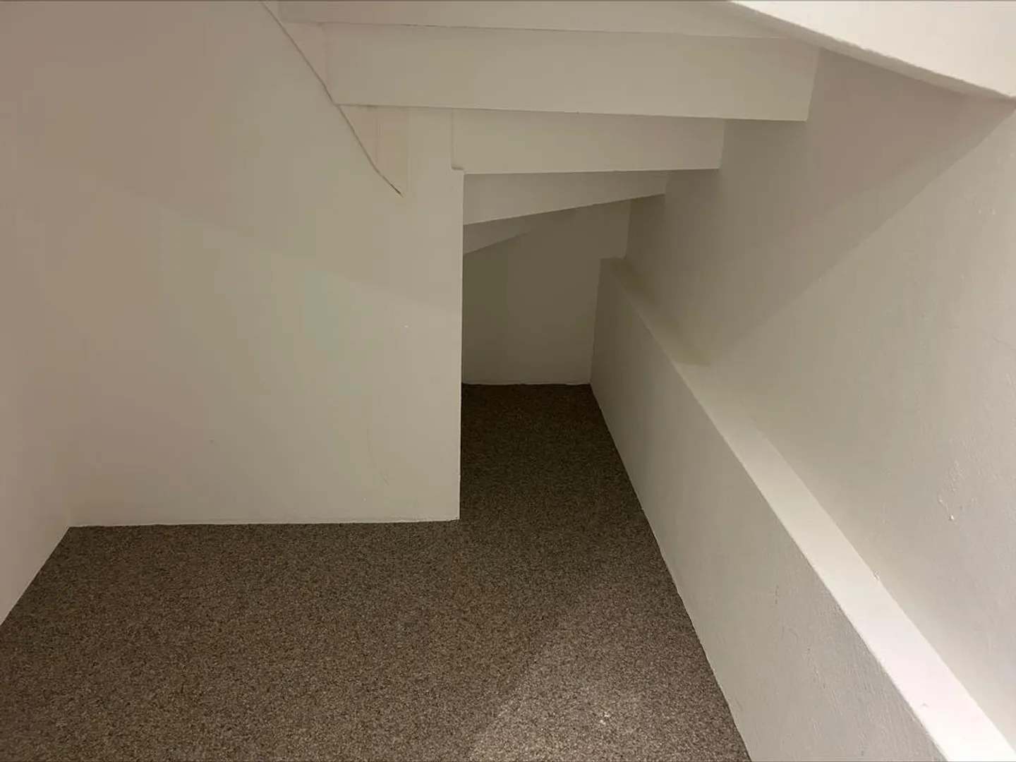 Magazzino in affitto 2 m2 - Foto 2 di 2