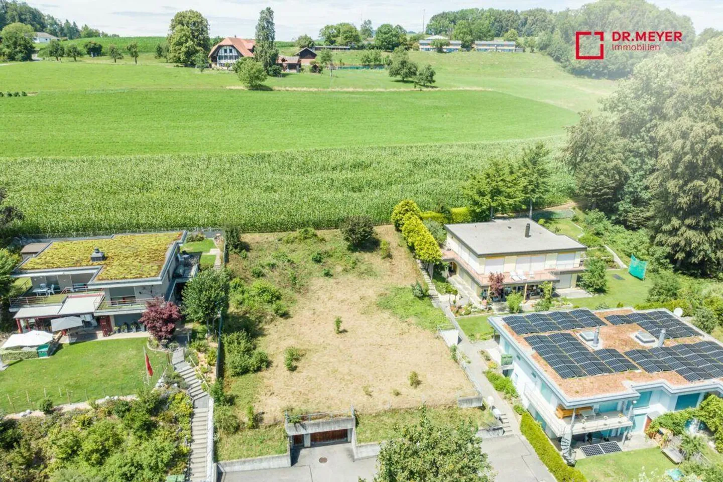 Building plot at Dentenberg, 801 m2 developed land - Photo 1 of 6