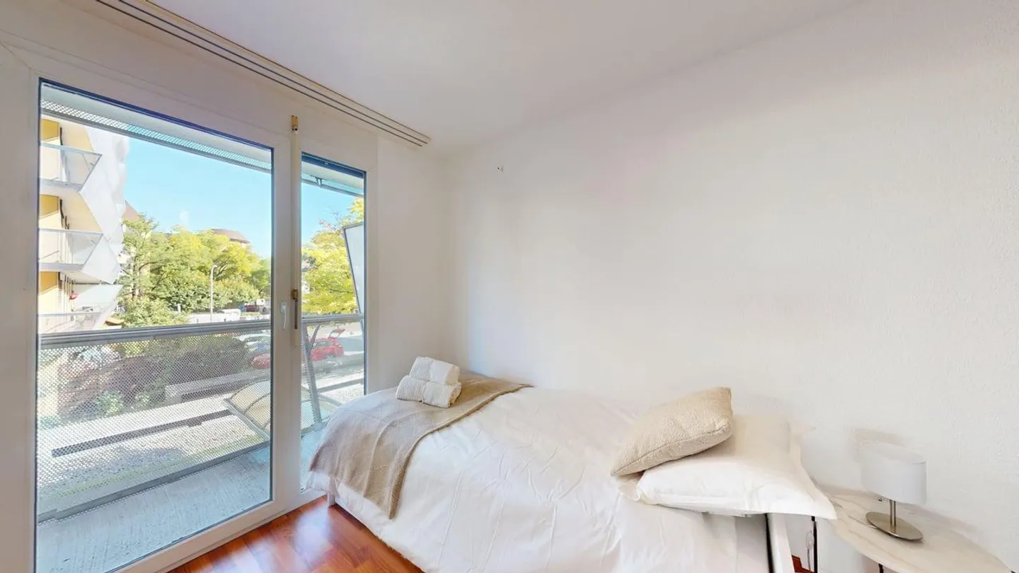 Apartment for rent - Photo 5 of 6