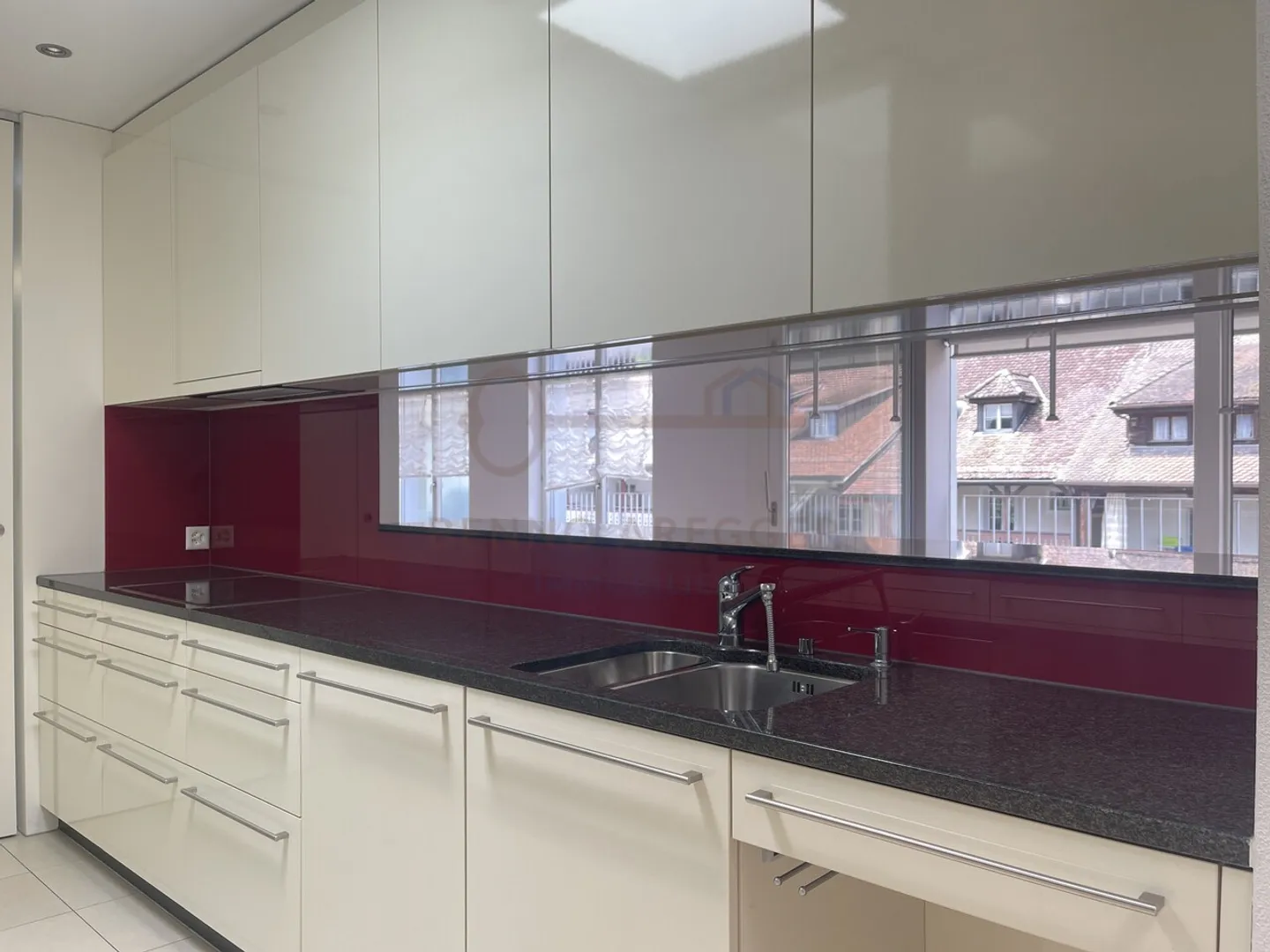 Appartamento 4½ locali: Comfort e tranquillità in una posizione centrale di prima classe - Foto 4 di 14