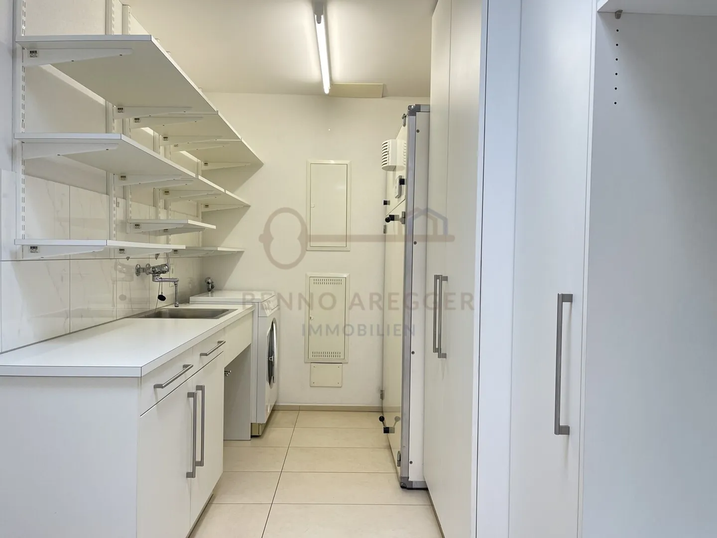 Appartamento 4½ locali: Comfort e tranquillità in una posizione centrale di prima classe - Foto 6 di 14