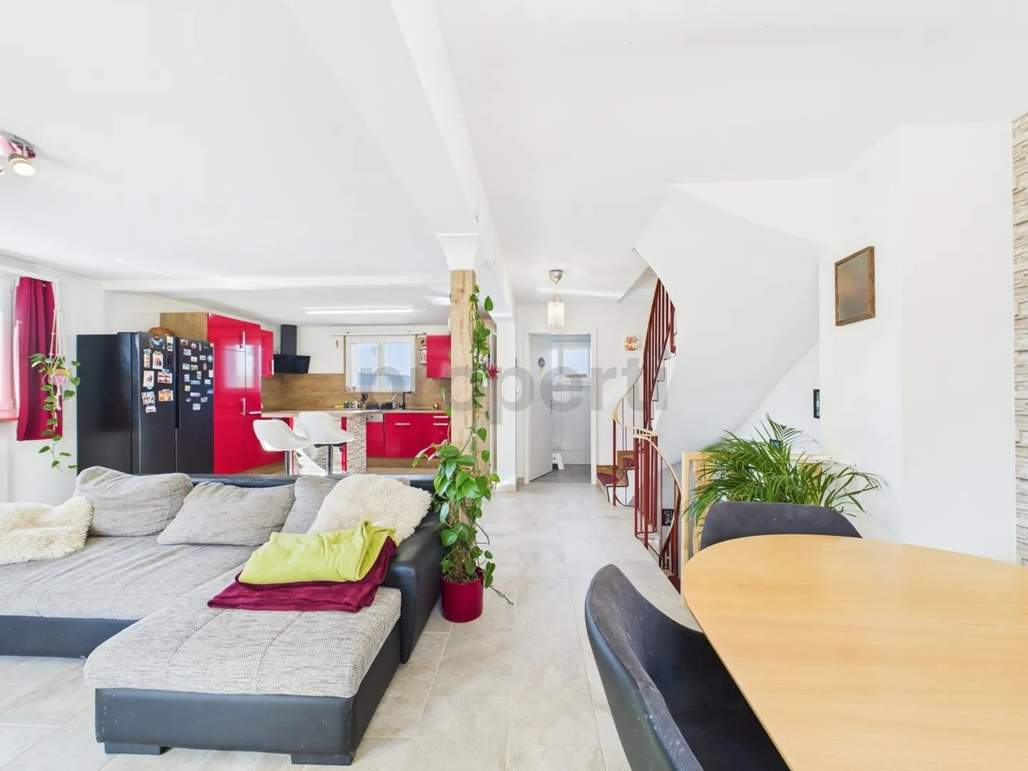 Maison de ville moderne de 4,5 pièces avec jardin à Büsserach - Photo 5 sur 12