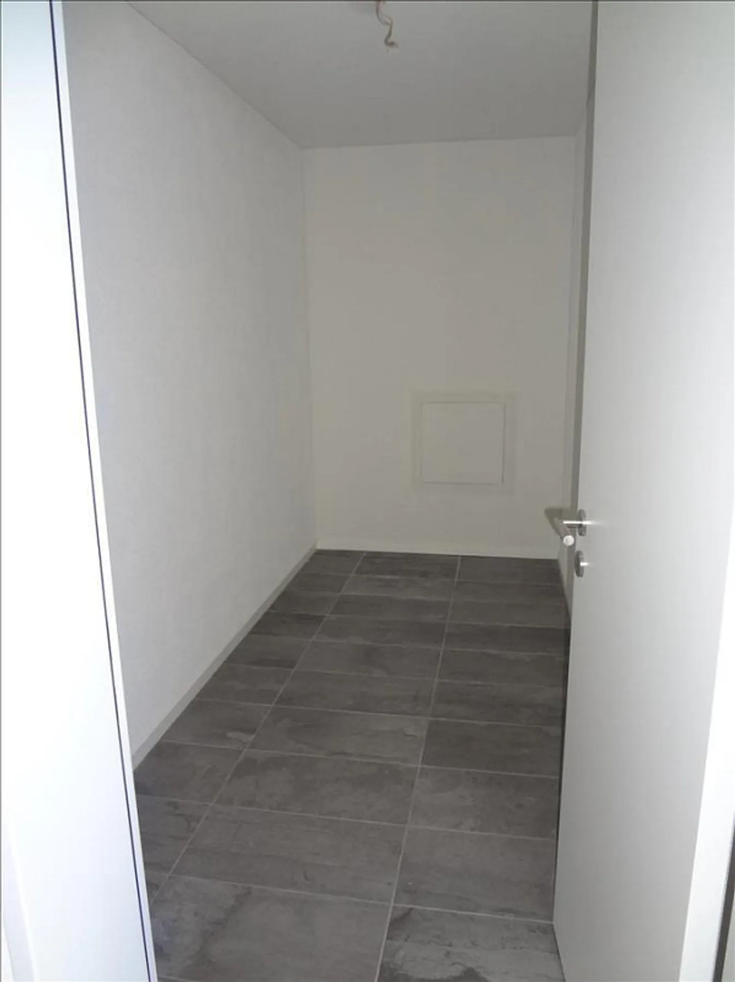 Modernes 3½-Zimmer-Apartment - Foto 9 von 10