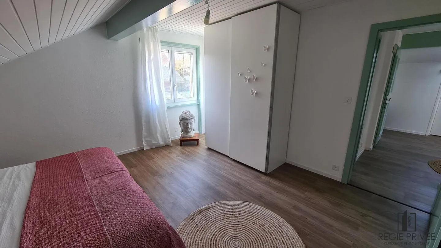 Appartement spacieux de 2,5 pièces - Photo 7 sur 9
