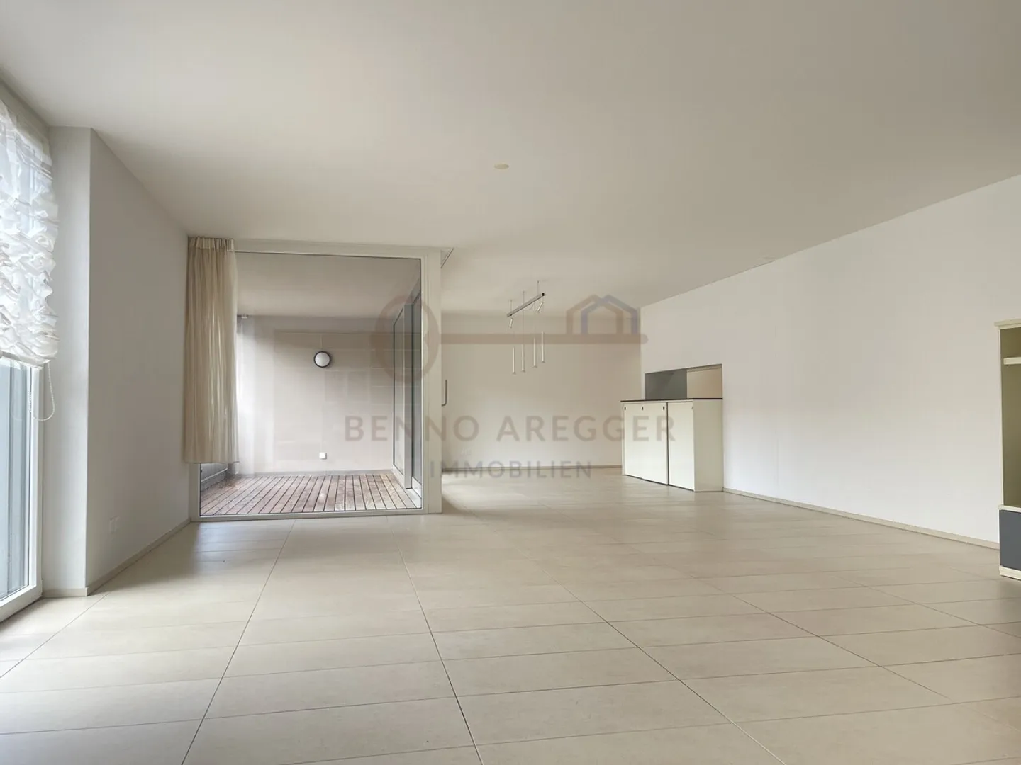 Appartamento 4½ locali: Comfort e tranquillità in una posizione centrale di prima classe - Foto 8 di 14
