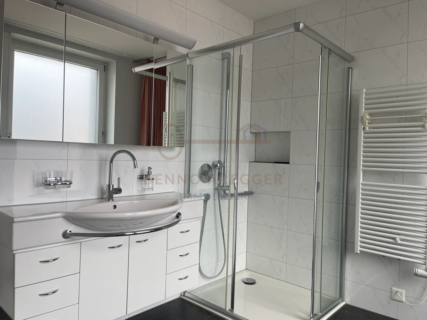Appartamento 4½ locali: Comfort e tranquillità in una posizione centrale di prima classe - Foto 12 di 14
