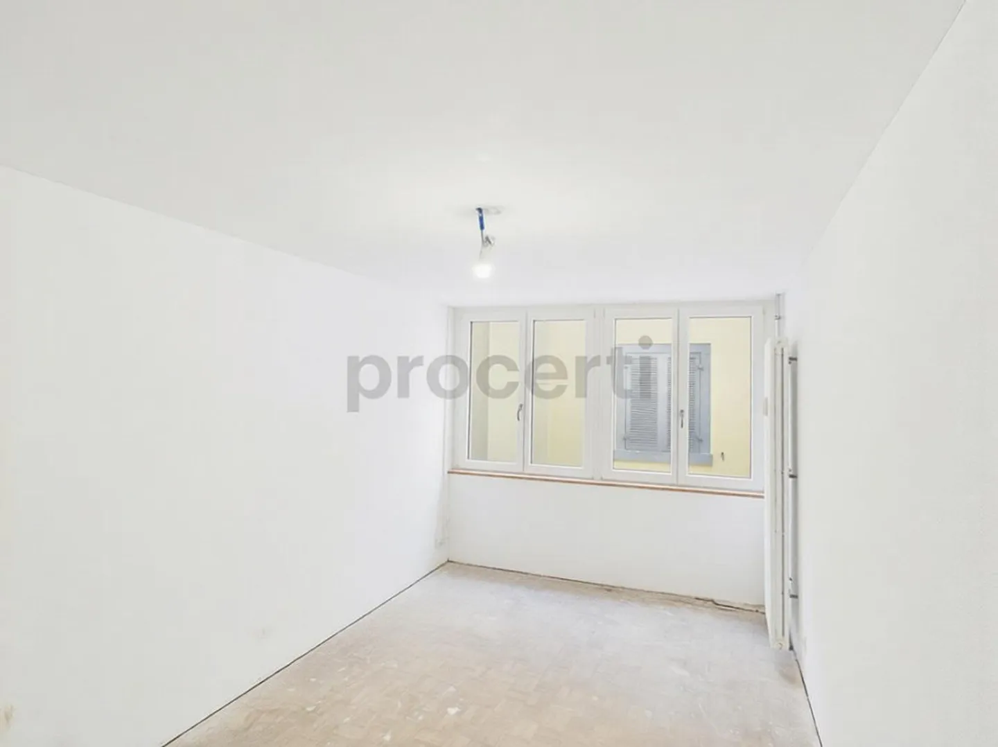 Appartement rénové de 3,5 pièces avec balcon, Liestal - Photo 6 sur 10