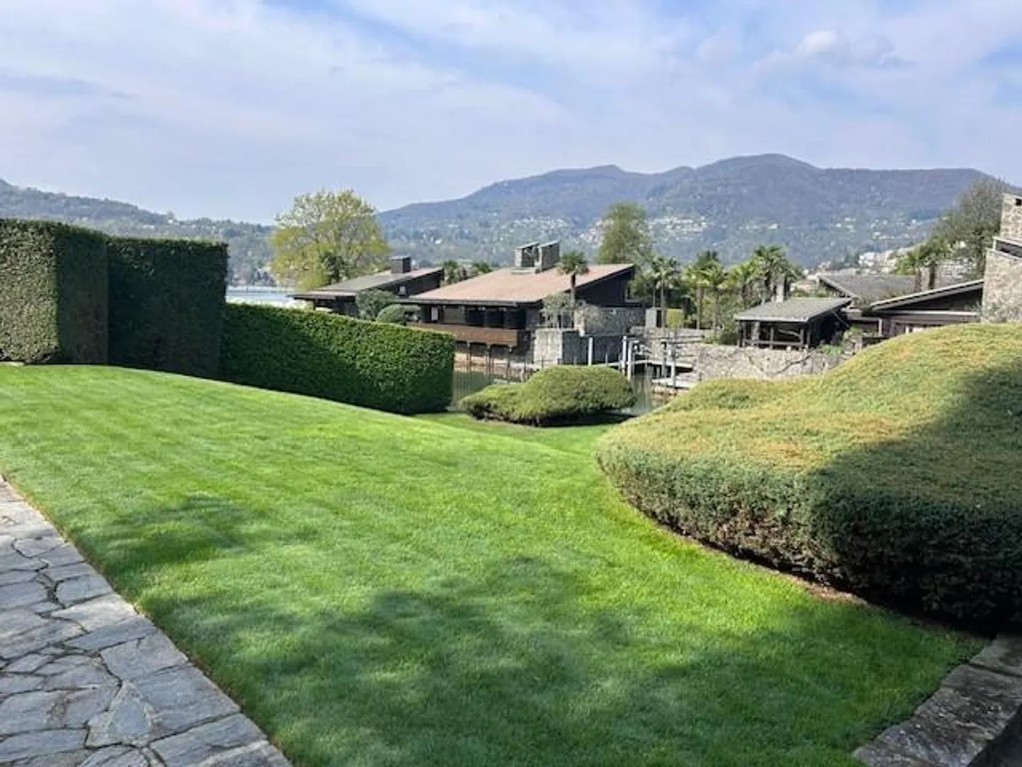 Villa per le vacanze - Gioiello idilliaco direttamente sul Lago di Lugano - Foto 8 di 10