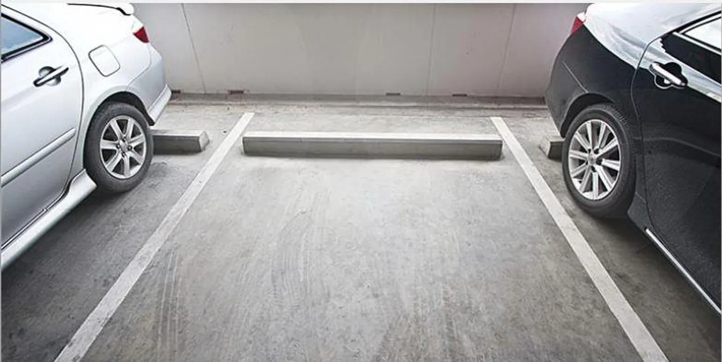 Überdachter Einstellplatz in Bülach - Foto 1 von 1