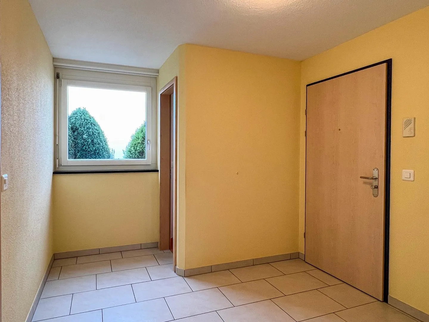 Appartement en maisonette situé au calme 4.5 pièces appartement neuf Année de construction 2001 - Photo 6 sur 18