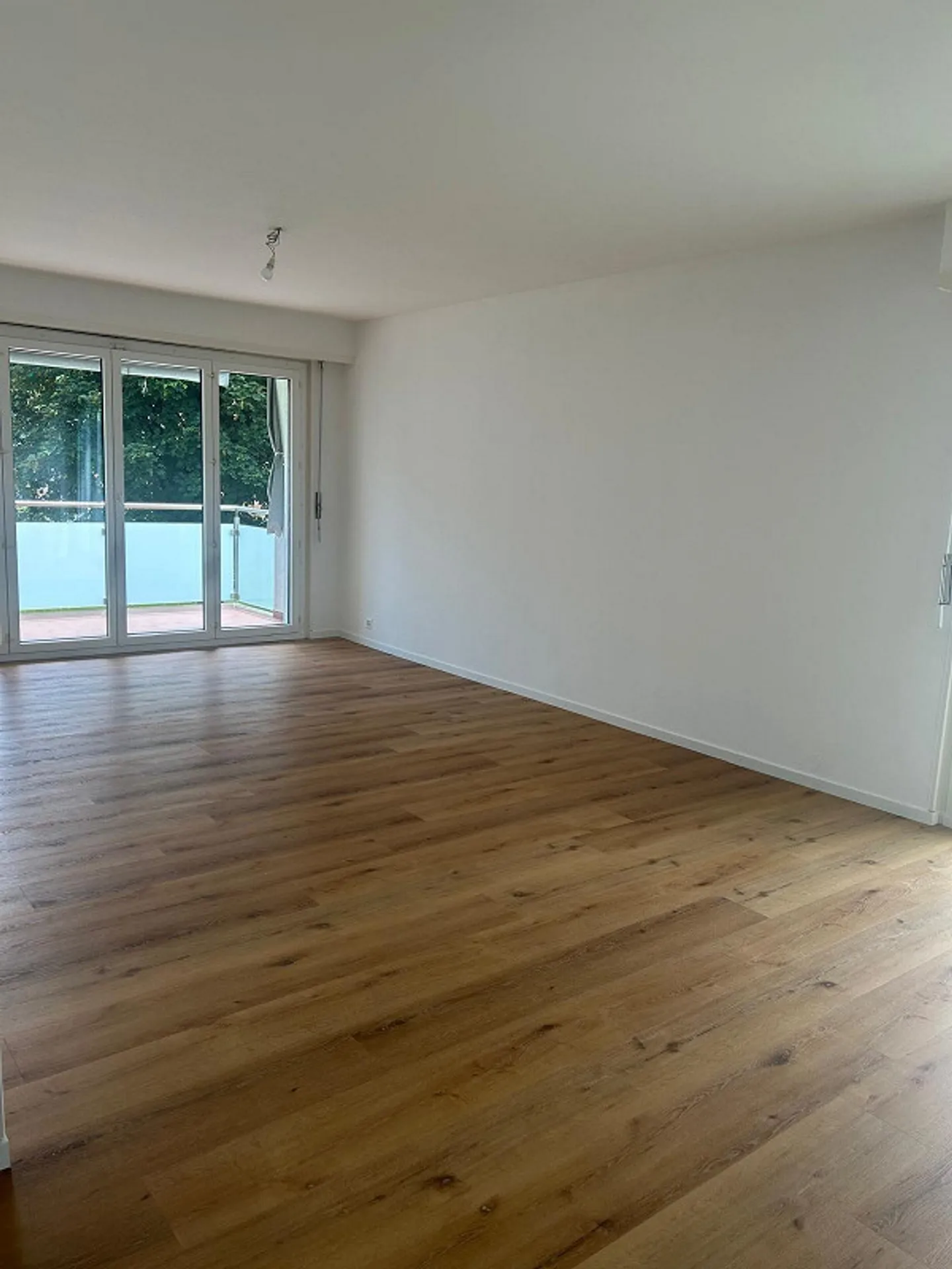 Geräumige Unterkunft in einer ruhigen und grünen Nachbarschaft - Foto 6 von 7