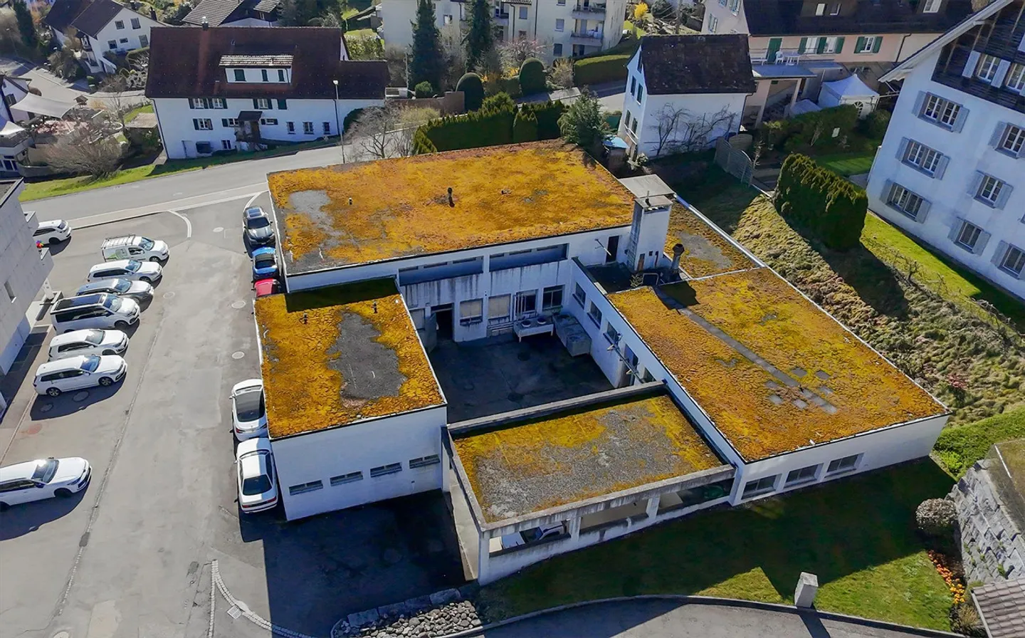 Zentrale Liegenschaft mit Potenzial - Foto 3 von 8