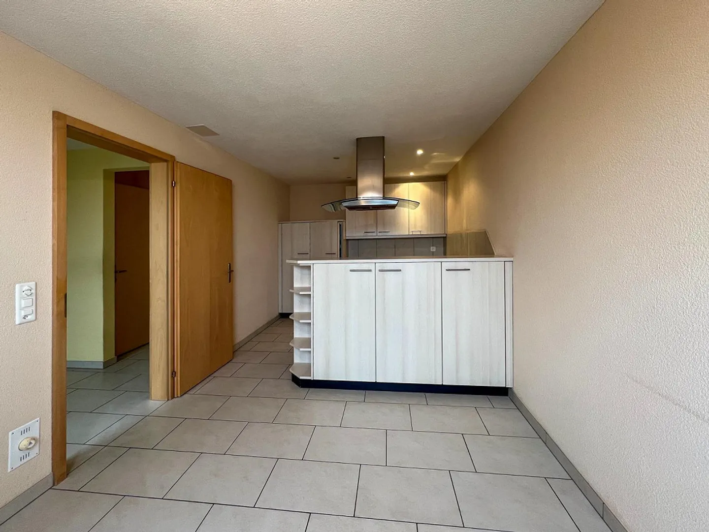 Appartement en maisonette situé au calme 4.5 pièces appartement neuf Année de construction 2001 - Photo 8 sur 18