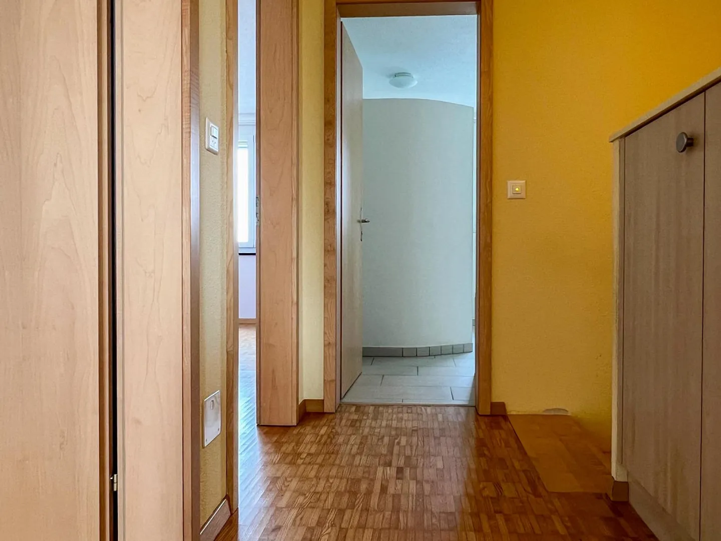 Appartement en maisonette situé au calme 4.5 pièces appartement neuf Année de construction 2001 - Photo 11 sur 18