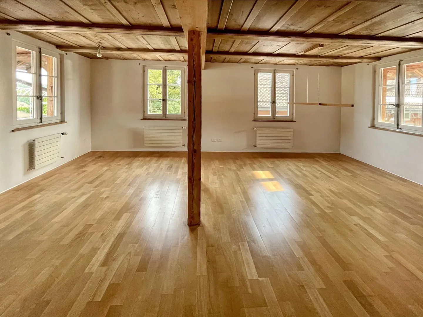 Charming 5.5-room apartment with historic flair in Hinterkappelen for rent - Photo 5 of 11