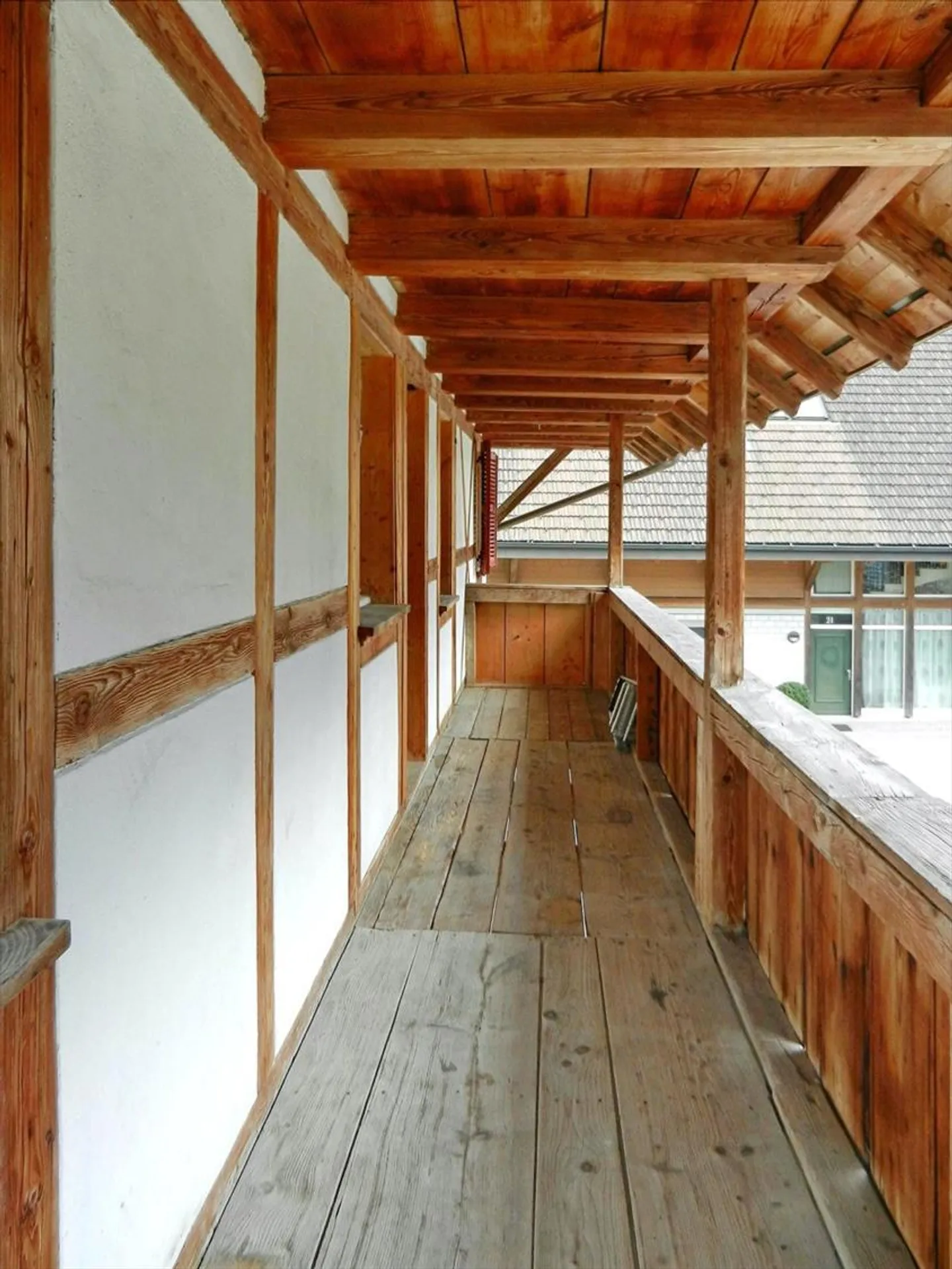 Charming 5.5-room apartment with historic flair in Hinterkappelen for rent - Photo 9 of 11
