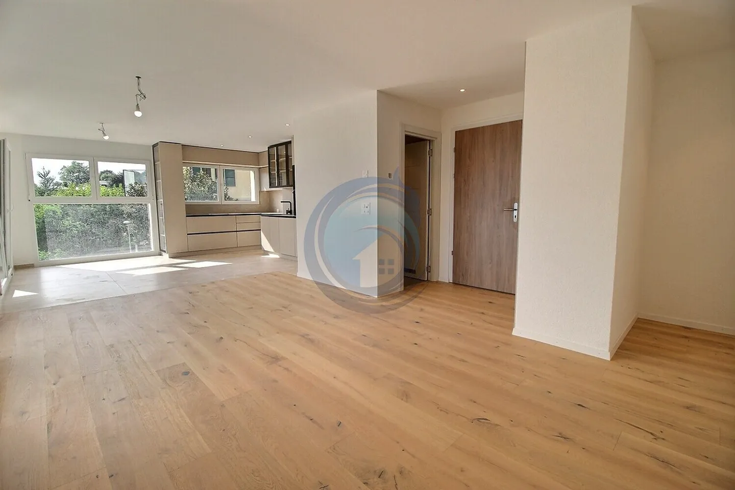 Nouvel appartement de 4,5 pièces avec vue panoramique sur le lac - Photo 2 sur 19