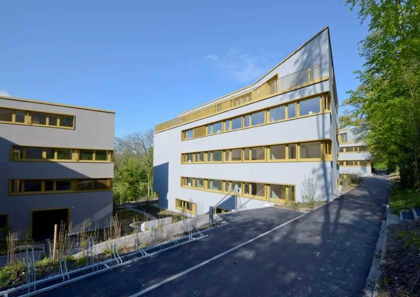 STUDIO Wohnen direkt an der Limmat! - Foto 1 von 5