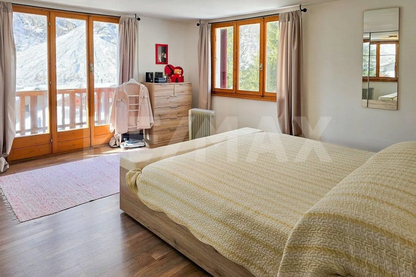 Maison multifamiliale avec 3 grands appartements, espaces de vie supplémentaires... - Photo 7 sur 13