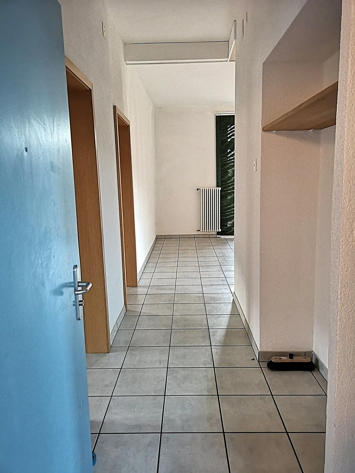 Belle maison individuelle ou plurifamiliale avec garage, places de parking, terrasses, jardin - Photo 30 sur 45