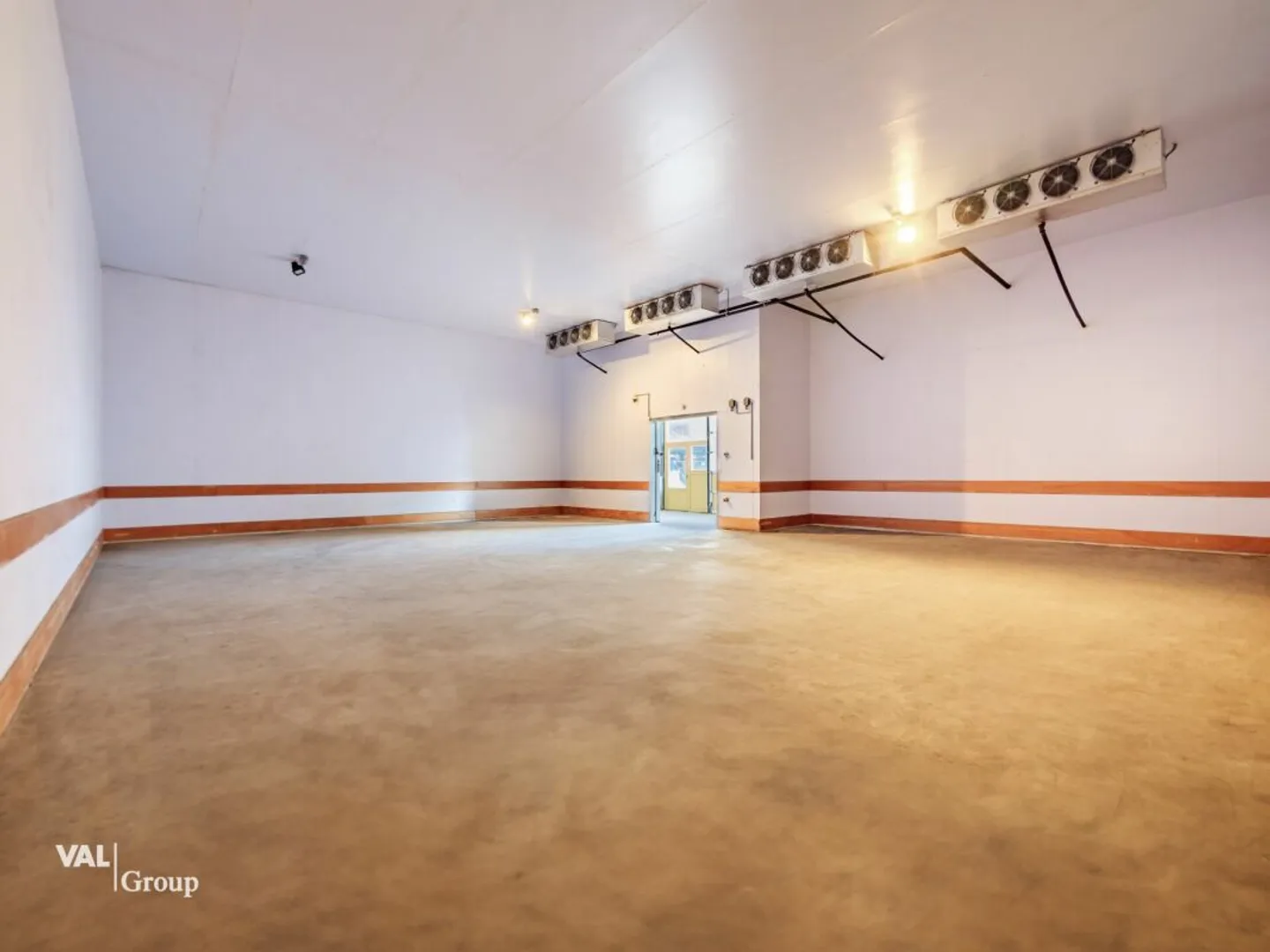 Espace commercial magnifique de 170m2 - Photo 6 sur 8