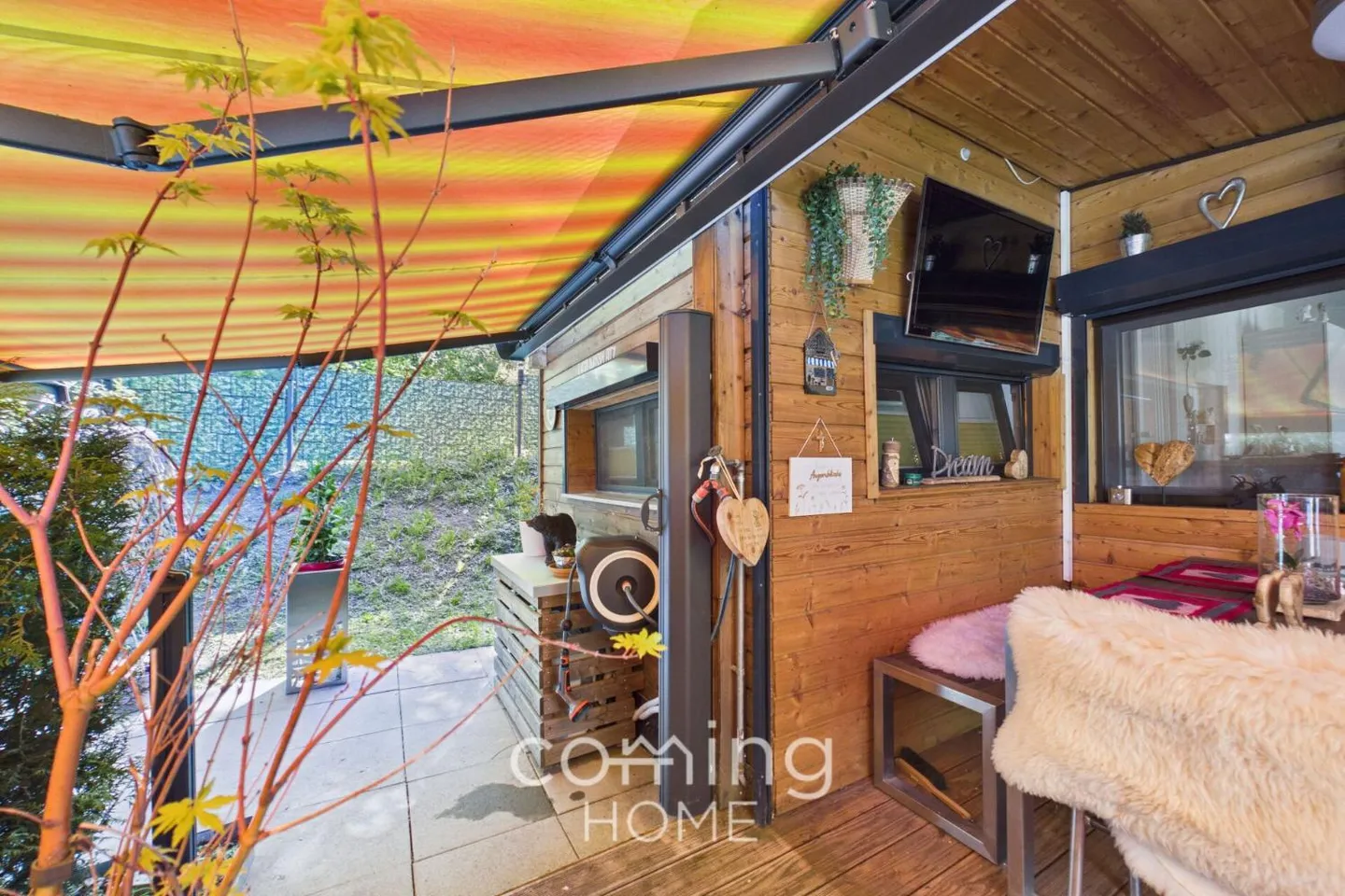 Modern Mobile Home with Garden - Photo 11 of 13