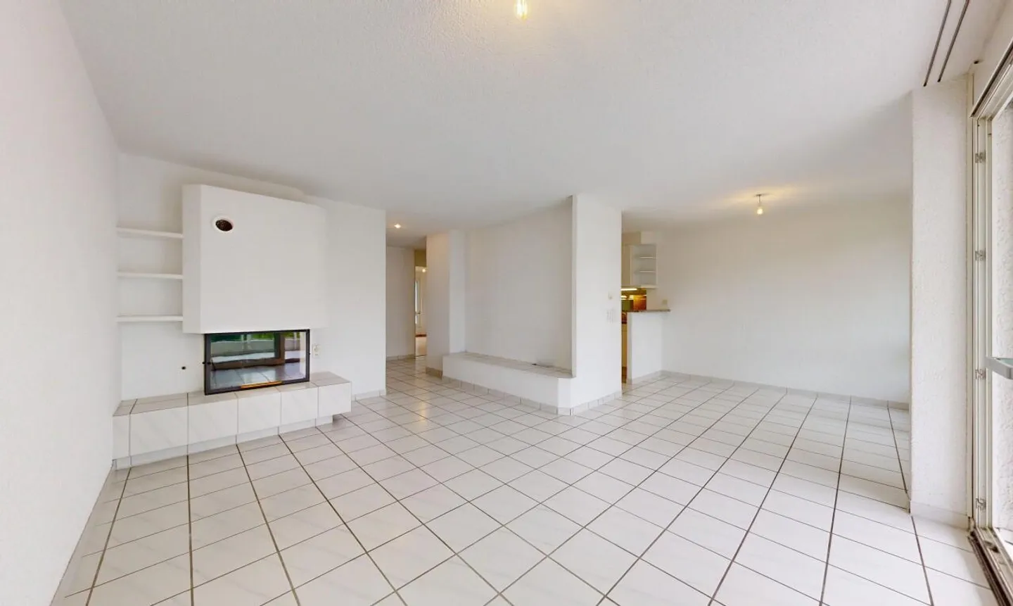 Light-flooded 4.5-room apartment in Oberglatt - Photo 2 of 11