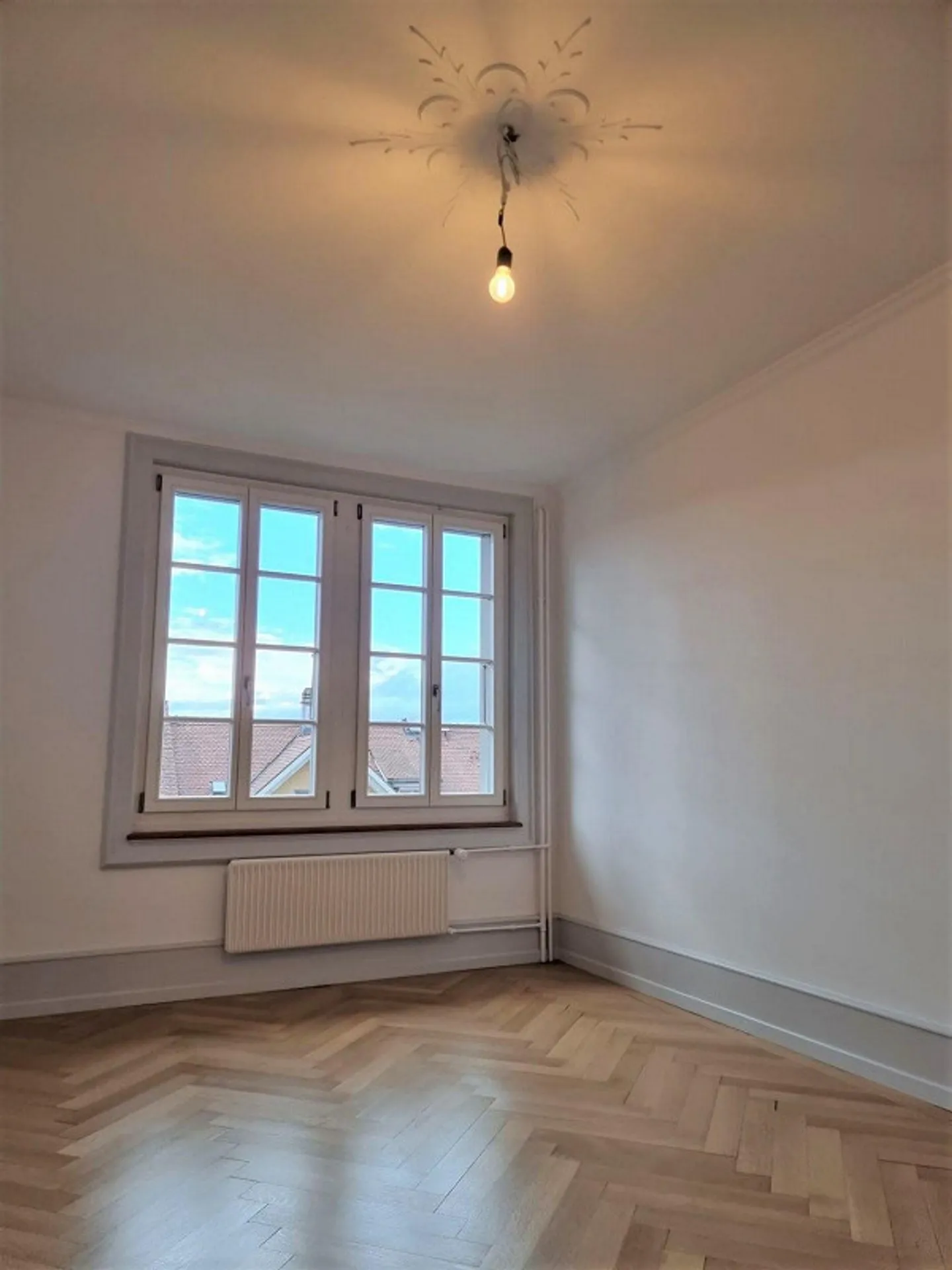 Into the new living happiness - Photo 6 of 8