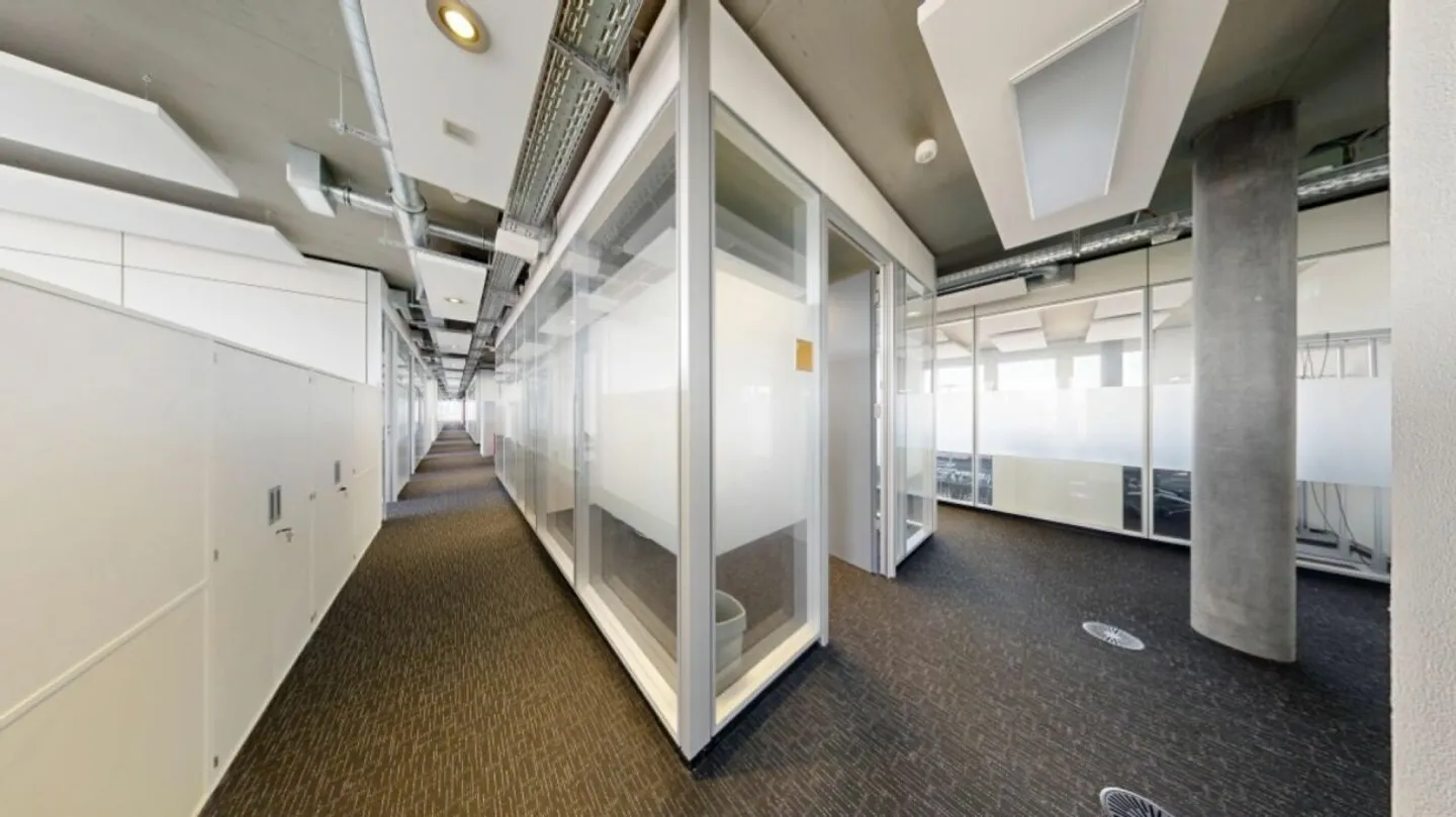 Espace de bureau moderne à Kirchberg - Photo 10 sur 13