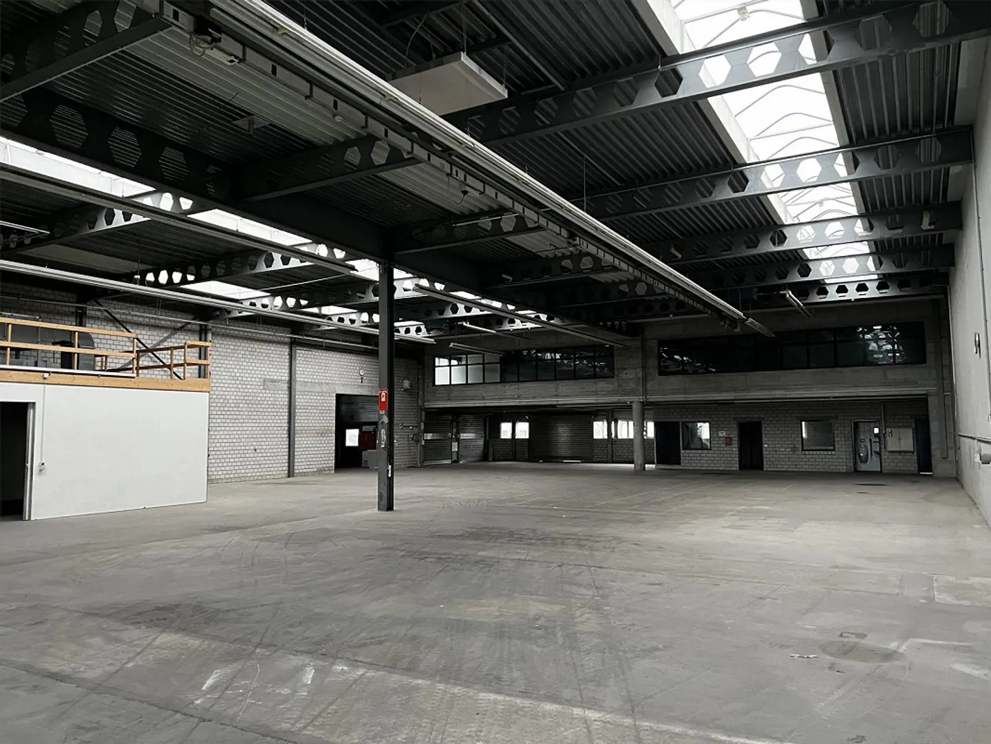 Spacious Commercial/Office and Storage Space - Photo 3 of 24