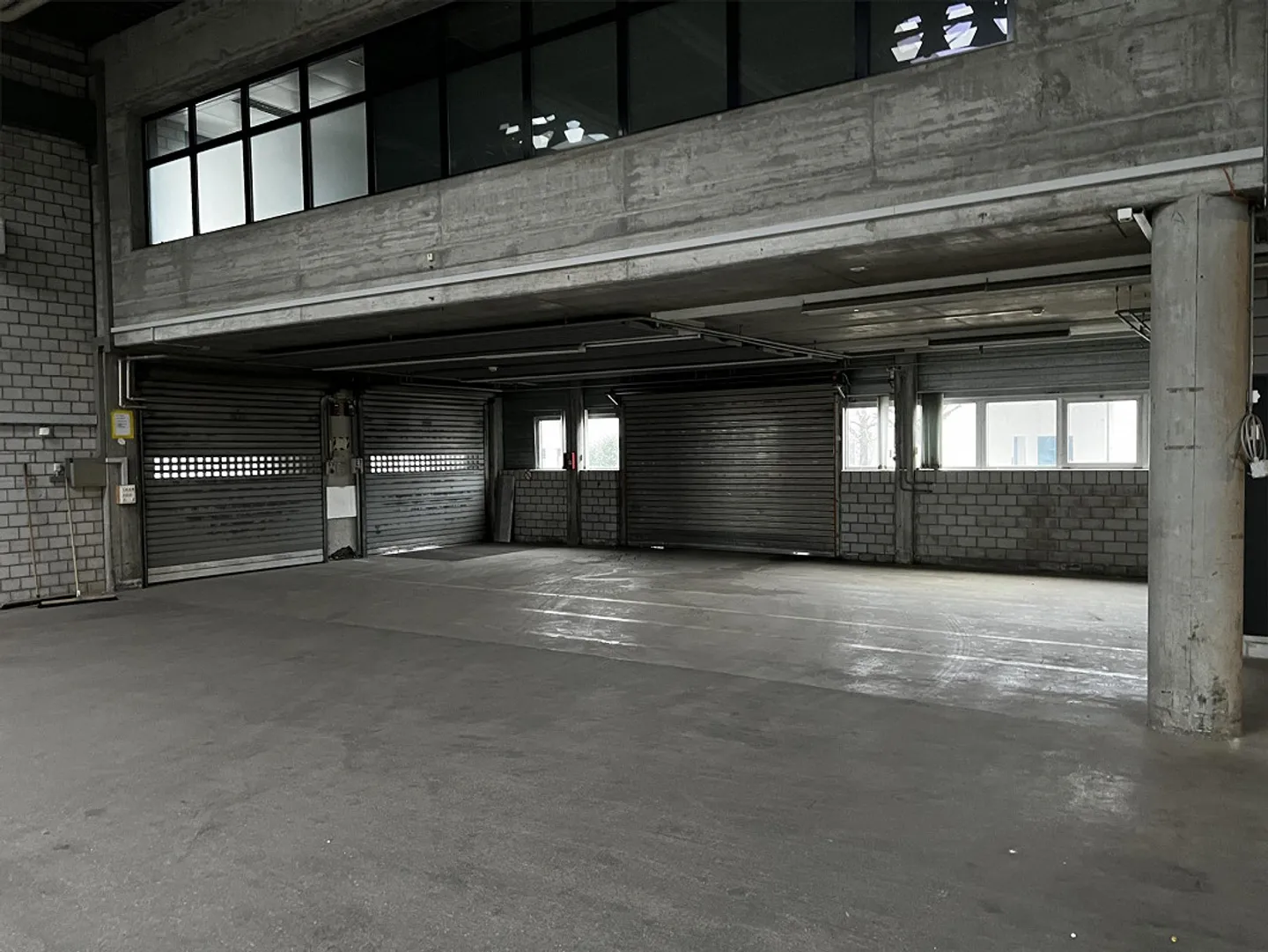 Spacious Commercial/Office and Storage Space - Photo 4 of 24