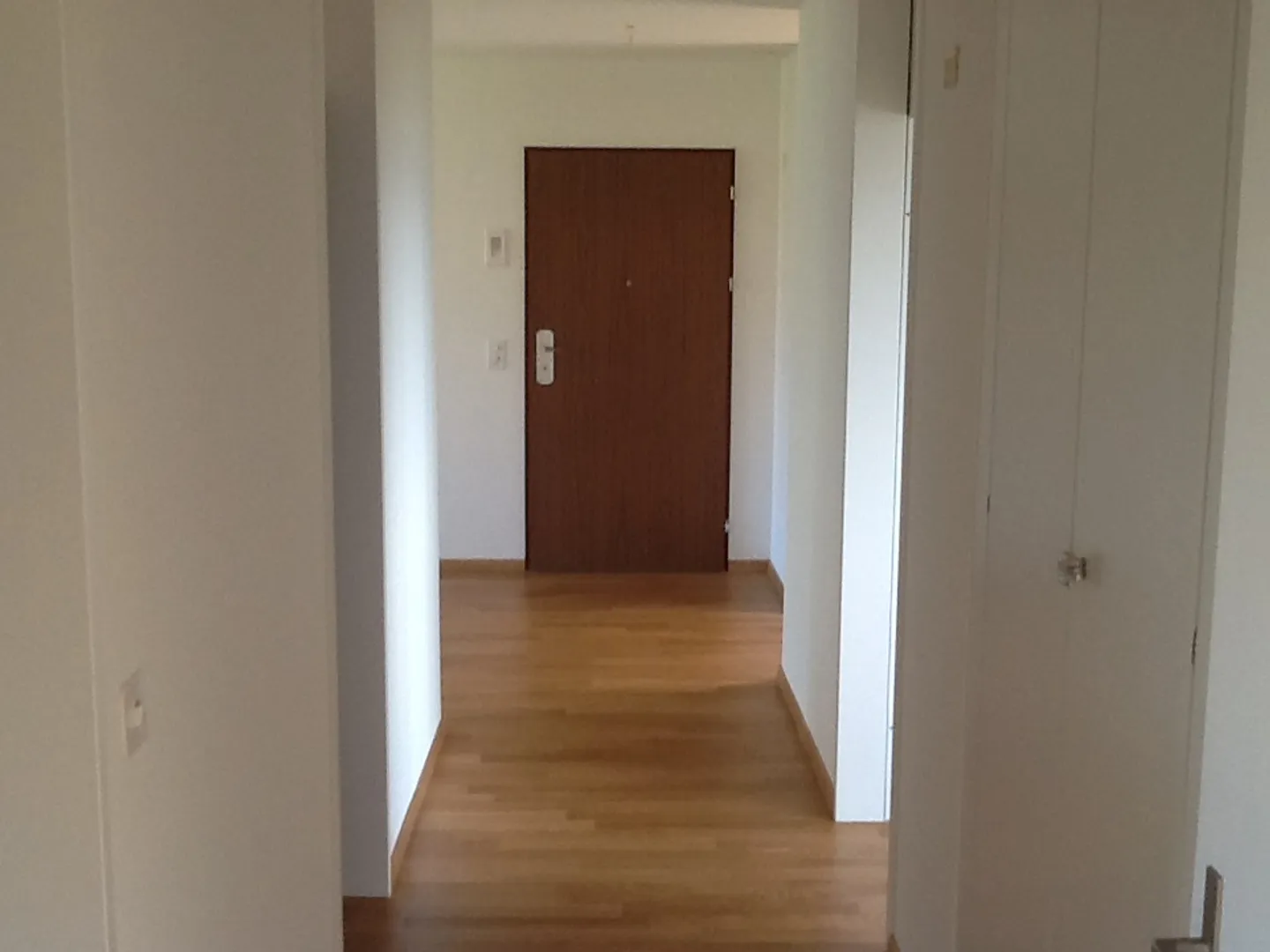 Grosszügige Wohnung mit Terrasse - Foto 6 von 7