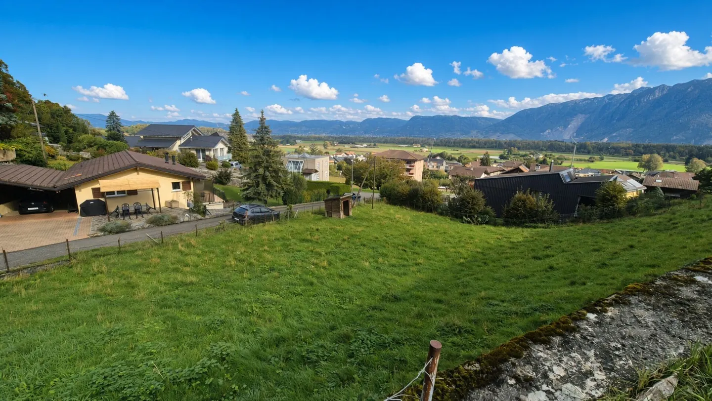 Terrain à bâtir de 841 m2 - Foto 1 von 3