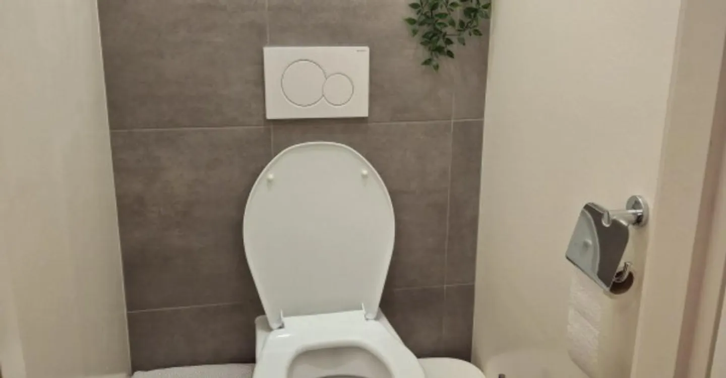 In affitto - Appartamento di 4 stanze con loggia al 19° piano - Foto 8 di 9