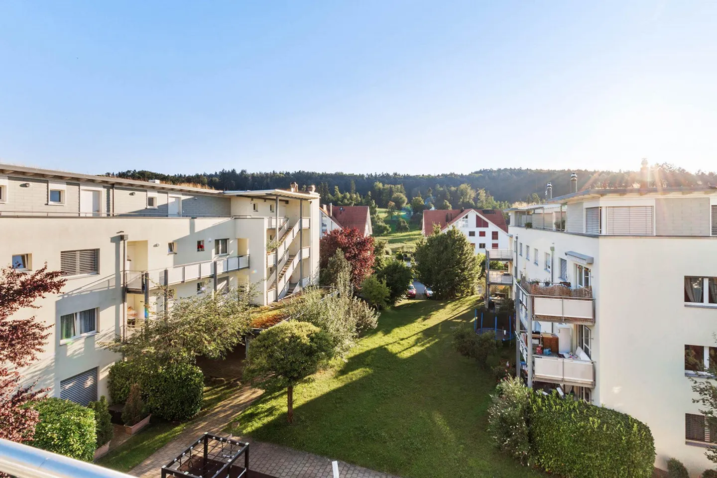 4.5 Zimmerwohnung in Oetwil am See - Foto 1 von 4