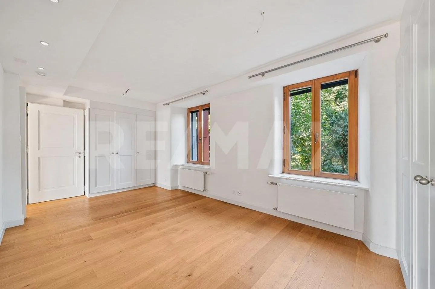 15 min. from Epalinges: magnificent bourgeois house with 2 apartments - Photo 9 of 13