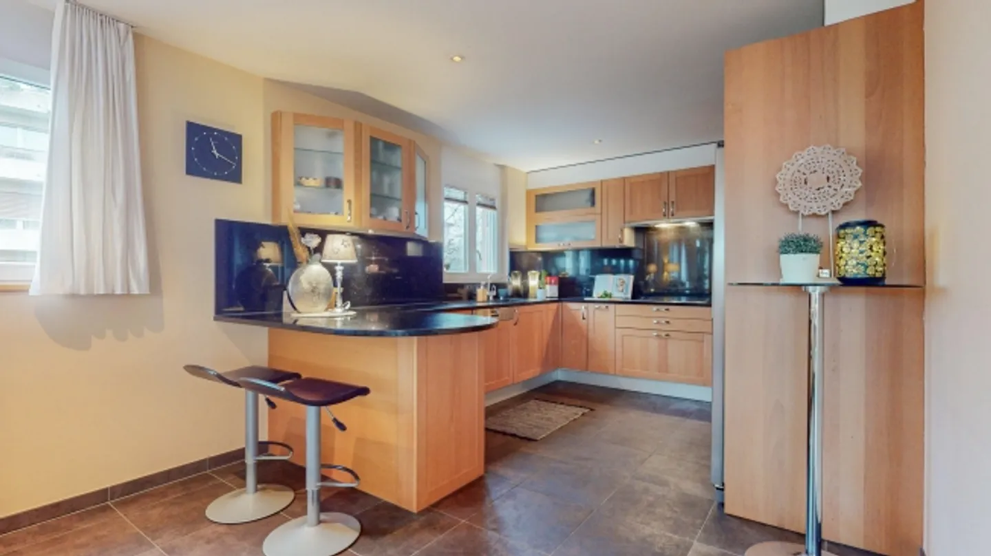 GRANDE APPARTAMENTO DUPLEX CON STUDIO IN AFFITTO - Foto 7 di 8