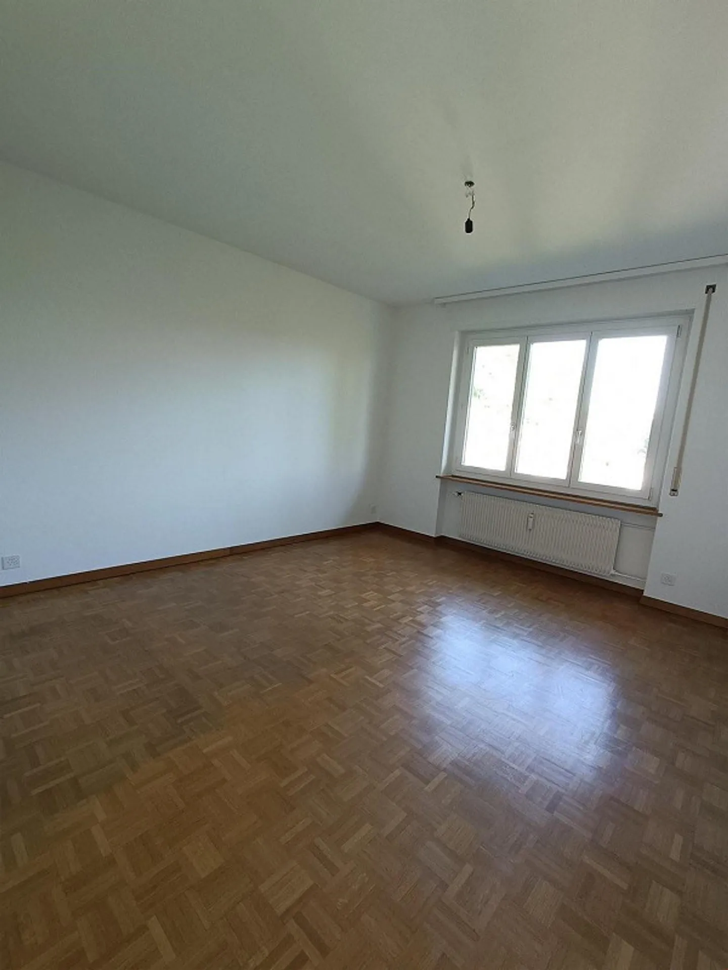 Appartamento ristrutturato con 3 stanze nel popolare quartiere di Länggass - Foto 5 di 8