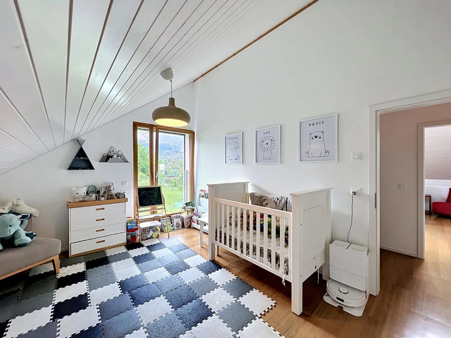Porto della Famiglia nel Cuore di una Residenza Preferita - Foto 10 di 13
