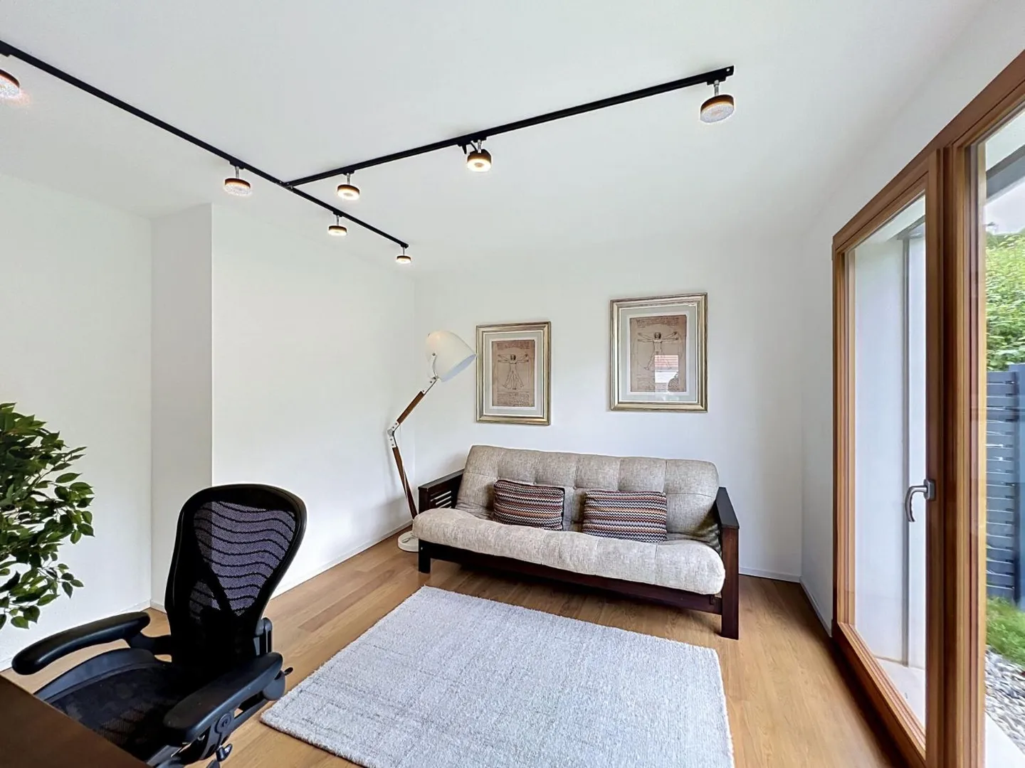 Porto della Famiglia nel Cuore di una Residenza Preferita - Foto 7 di 13